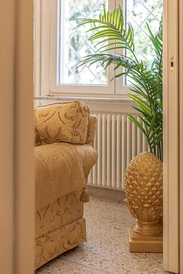 Ginevra Luxury New Classic Apartment Close Vatican Rome