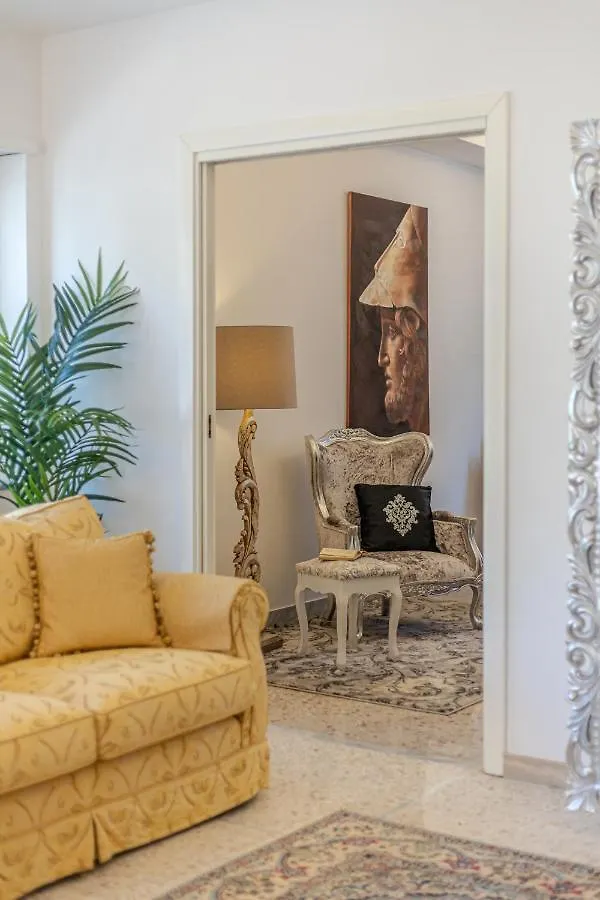 Ginevra Luxury New Classic Apartment Close Vatican Rome